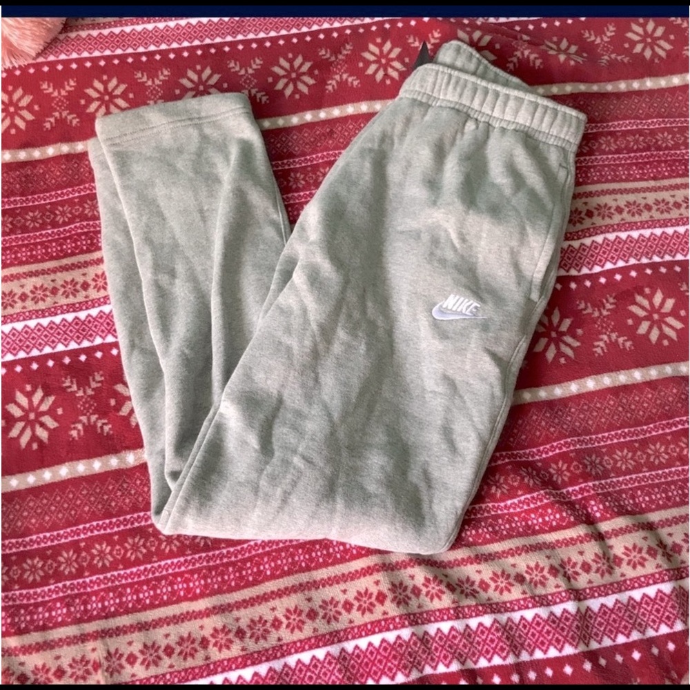 Nike pants